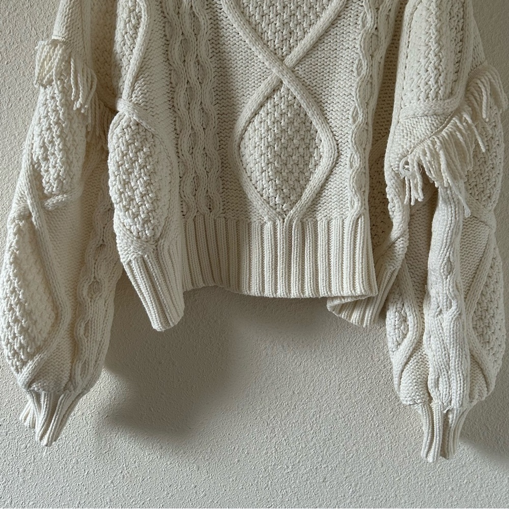 Line + Dot Women’s Knit Sweater XS off white Chunky Fringe Oversized Cottagecore - Picture 2 of 15